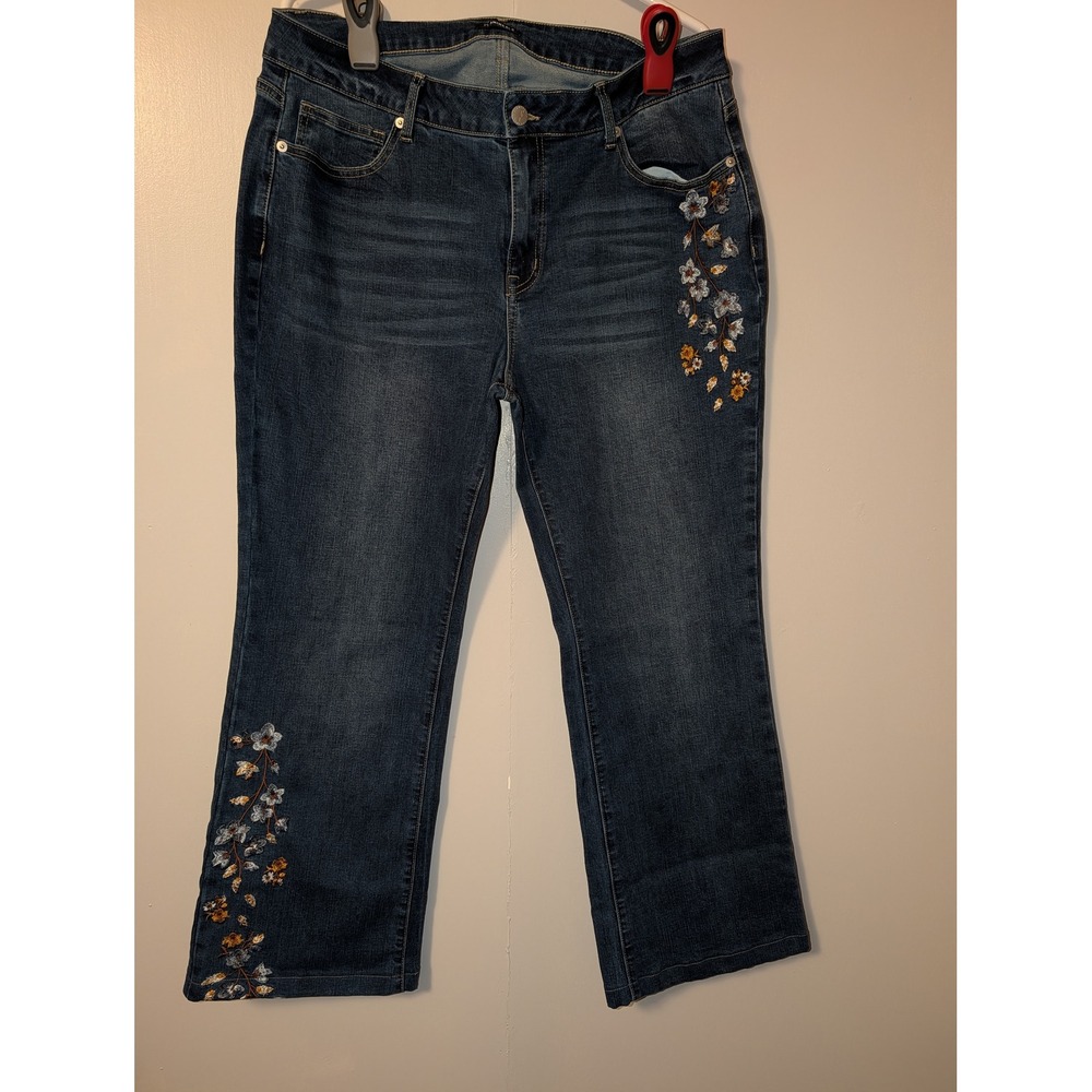 Flamingals Womens 3XL Embroidered Floral Dark Wash Straight Leg Jeans Stretch